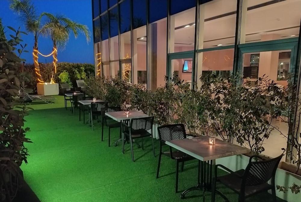 Hotel Sercotel Plana Parc Alquerias Del Nino Perdido Ngoại thất bức ảnh