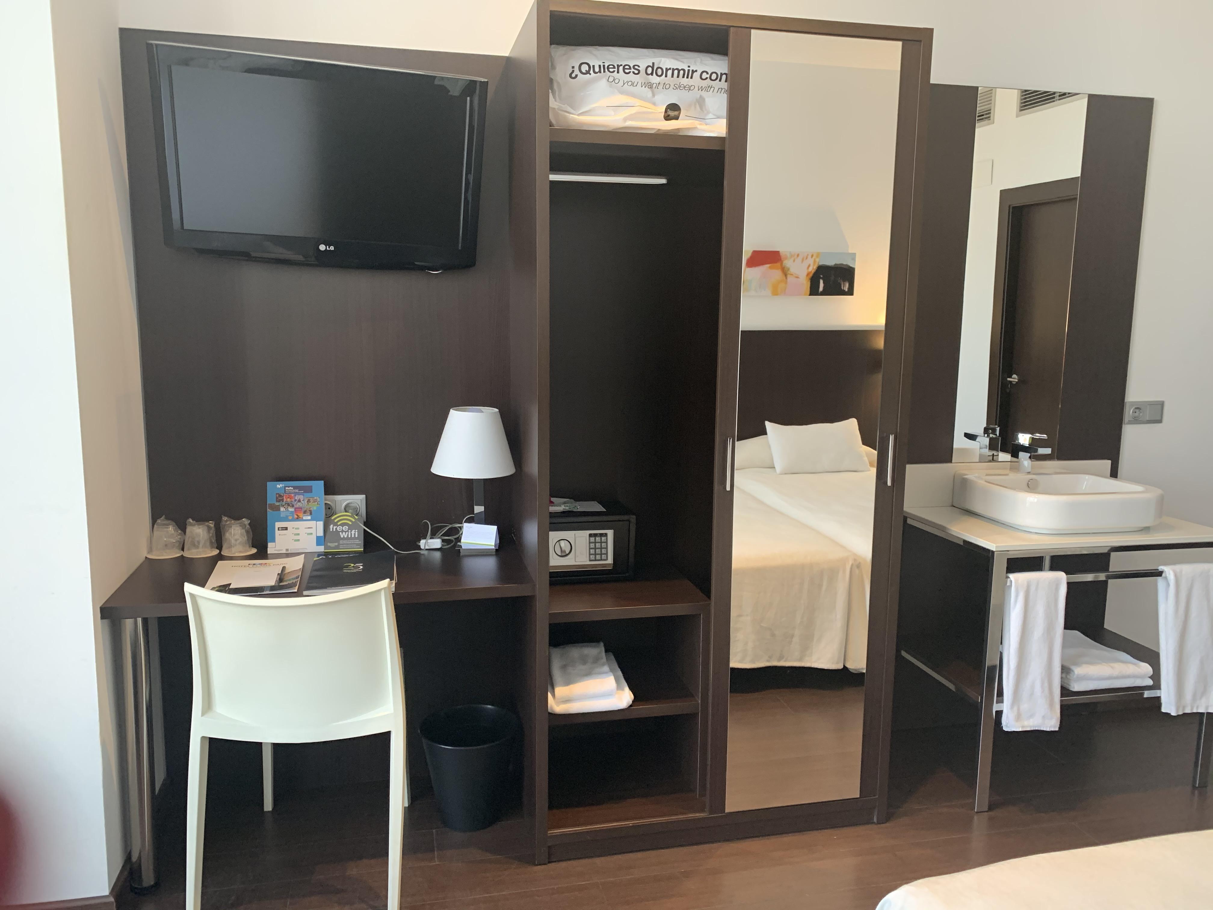 Hotel Sercotel Plana Parc Alquerias Del Nino Perdido Ngoại thất bức ảnh