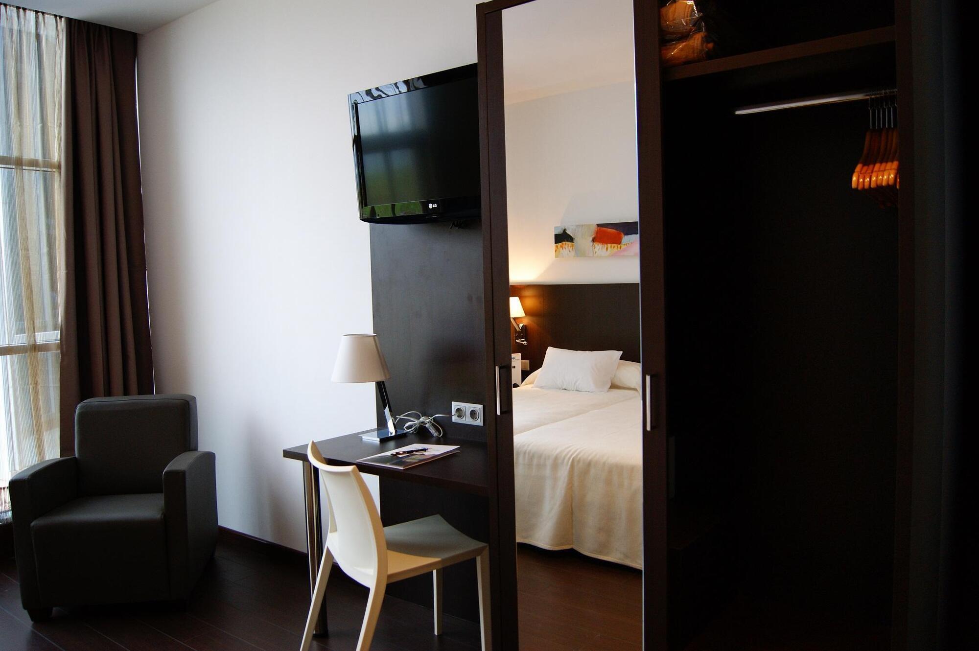 Hotel Sercotel Plana Parc Alquerias Del Nino Perdido Ngoại thất bức ảnh